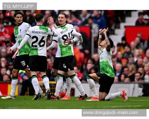 英超焦点战曼城与那不勒斯战平乌龙球引发全场热议