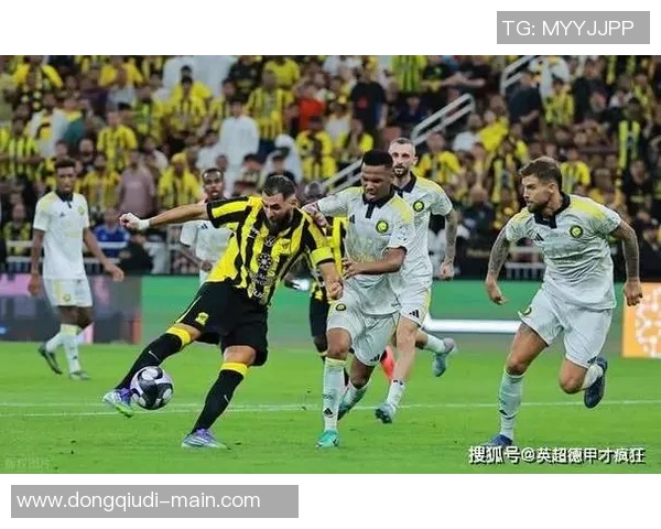 英超精彩对决皇马大胜巴萨红牌事件引发全场热议与激情