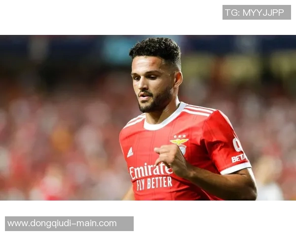 国王杯激战巴萨与本菲卡平局帽子戏法点燃全场激情与战术分析 国王杯激战巴萨与本菲卡平局帽子戏法点燃全场激情与战术分析