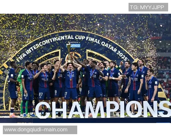 足总杯曼城大胜巴黎圣日耳曼乌龙球引发争议判罚全场沸腾 足总杯曼城大胜巴黎圣日耳曼乌龙球引发争议判罚全场沸腾